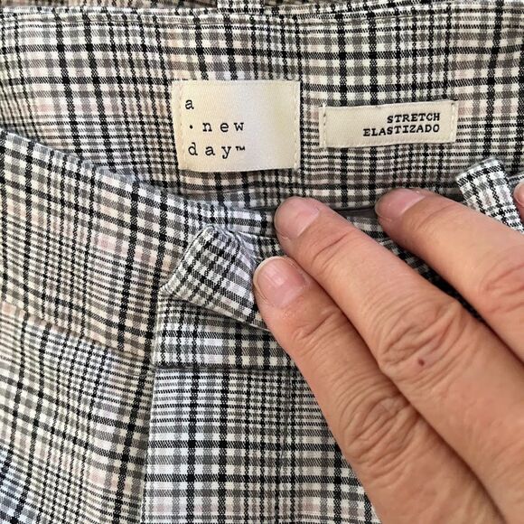 A New Day Plaid Academia Mid Rise Crop Stretch Straight Leg Pocket Trouser Pant - Picture 11 of 11